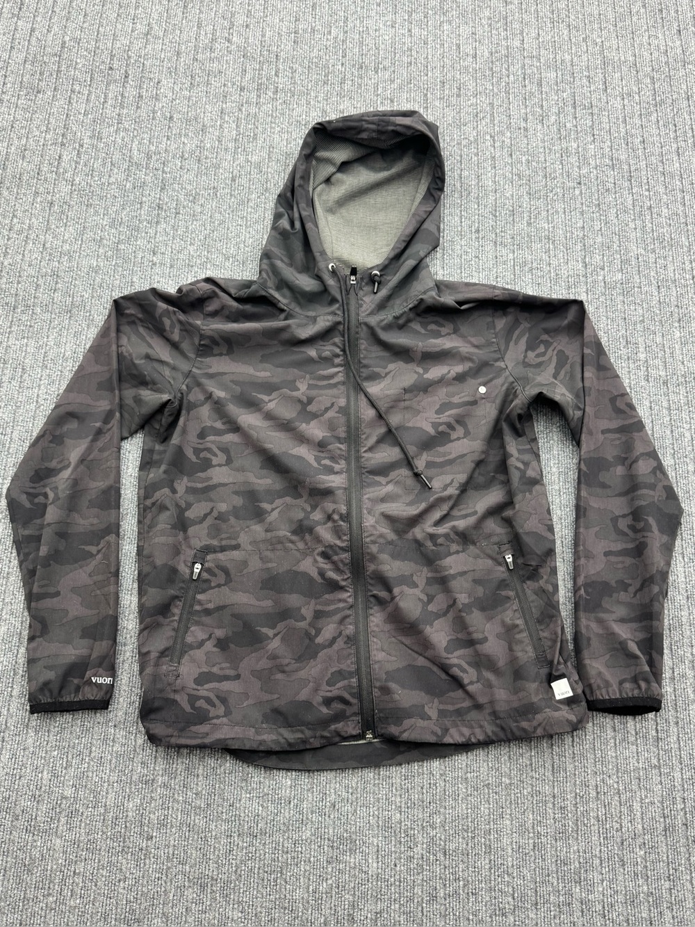 Vuori Outdoor Trainer Shell Jacket Medium